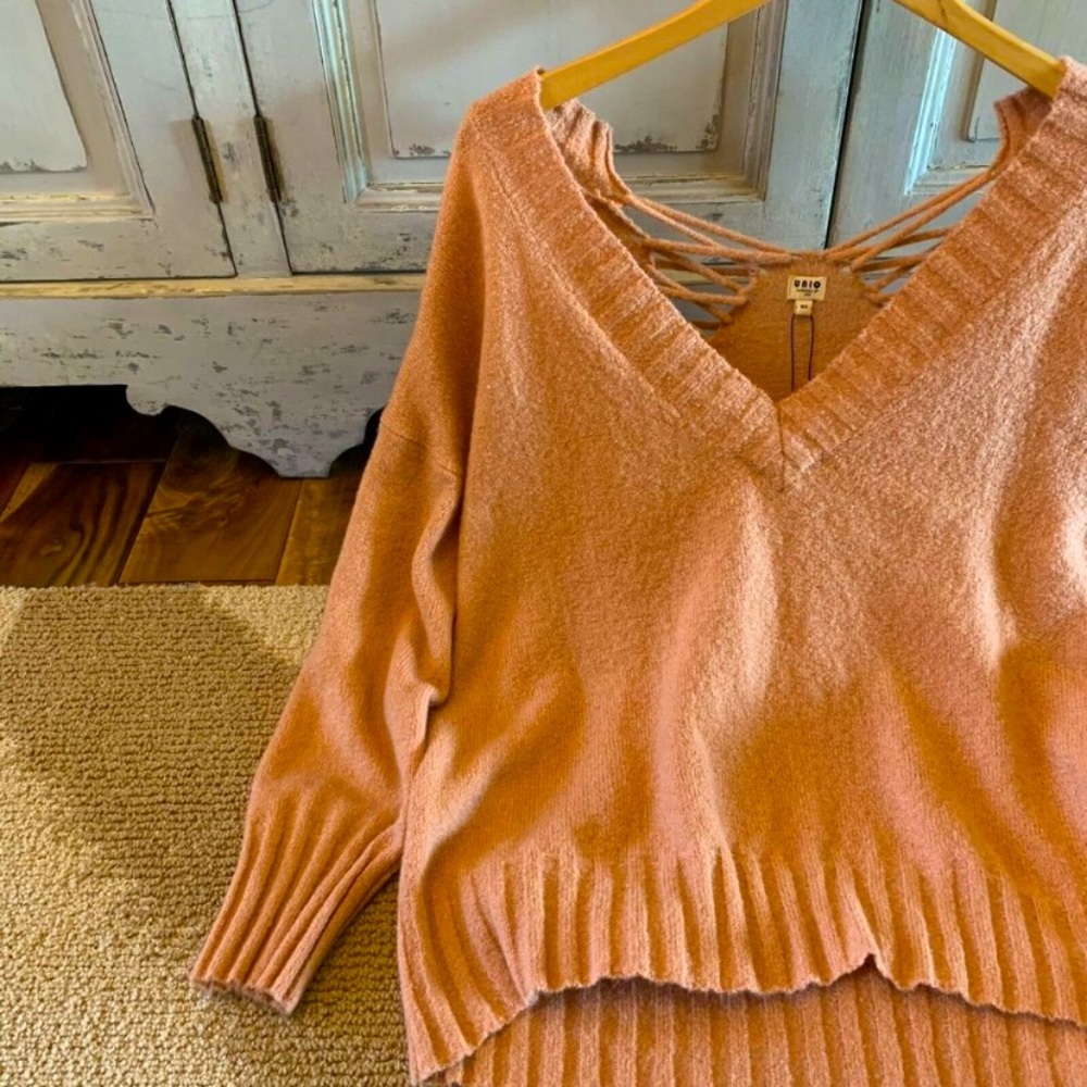 Blush V neck sweater